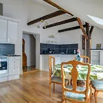 Apartment Lounge An Der Kirche By Interhome